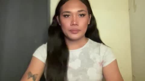 Snapshot of bad_kitty_amara chatting on 03/11/26, 01:44 AMARA - FOLLOW ME AND THUMBS UP online show from 03/11/26, 01:44