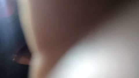 Snapshot of bad_wolf28 chatting on 11/17/25, 04:13 bad_wolf28 online show from 11/17/25, 04:13