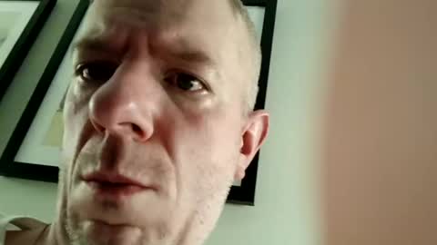 Snapshot of badboi64310 chatting on 11/03/25, 01:45 badboi online show from 11/03/25, 01:45