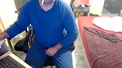 Snapshot of badbulgaro chatting on 11/03/25, 04:58 badbulgaro online show from 11/03/25, 04:58