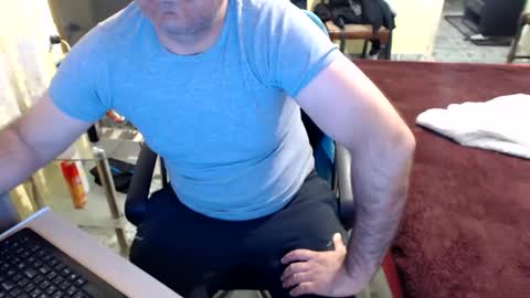 Snapshot of badbulgaro chatting on 03/18/26, 04:43 badbulgaro online show from 03/18/26, 04:43