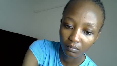 Snapshot of baddie_bunnie chatting on 11/26/25, 02:34 baddie_bunnie online show from 11/26/25, 02:34