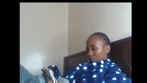 baddie_bunnie online show from 04/25/26, 02:03