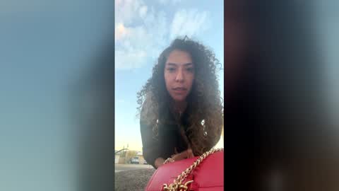 Snapshot of baddievanity101 chatting on 04/02/26, 01:36 baddievanity101 online show from 04/02/26, 01:36