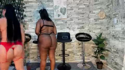 Snapshot of badgirls_000 chatting on 01/13/26, 11:15 candy and dayan online show from 01/13/26, 11:15