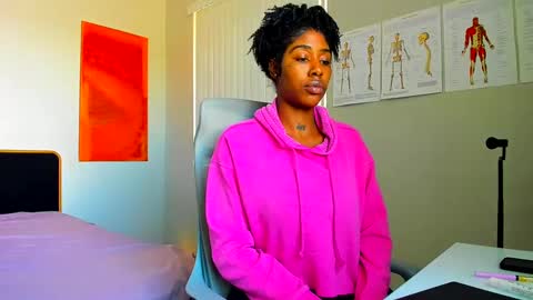 Snapshot of badgurldnay chatting on 09/25/25, 08:12 badgurldnay online show from 09/25/25, 08:12