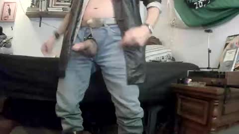 Mexican livin Off the Wall online show from 09/17/25, 07:32