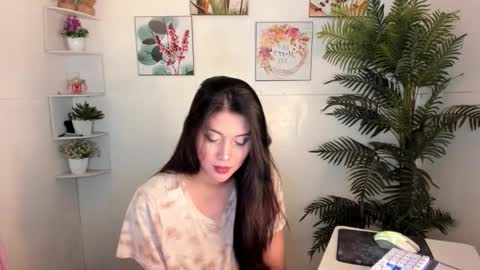 Snapshot of badjao_girl chatting on 10/28/25, 04:42 Joshaine online show from 10/28/25, 04:42