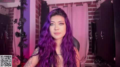 Snapshot of badkatyuska chatting on 01/06/26, 09:07 Please help me to reach 100 thumbs up online show from 01/06/26, 09:07