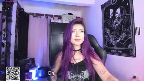 Snapshot of badkatyuska chatting on 02/26/26, 06:51 Please help me to reach 100 thumbs up online show from 02/26/26, 06:51