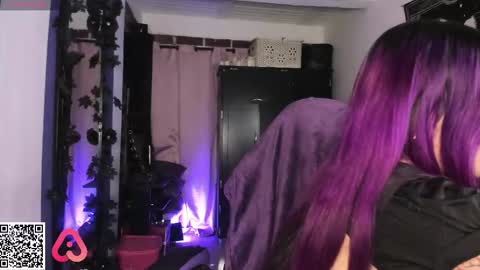 Snapshot of badkatyuska chatting on 03/21/26, 10:35 Please help me to reach 100 thumbs up online show from 03/21/26, 10:35