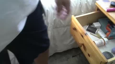 badlad10 online show from 05/17/26, 04:36