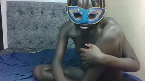 Snapshot of bads_hornies chatting on 01/17/26, 12:59 bads_hornies online show from 01/17/26, 12:59