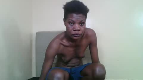 Snapshot of bads_hornies chatting on 02/15/26, 05:31 bads_hornies online show from 02/15/26, 05:31