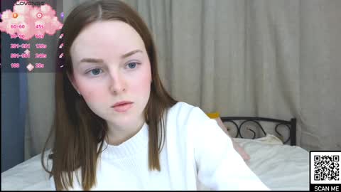 Snapshot of bae_cake_ chatting on 02/02/25, 02:02 Alice online show from 02/02/25, 02:02