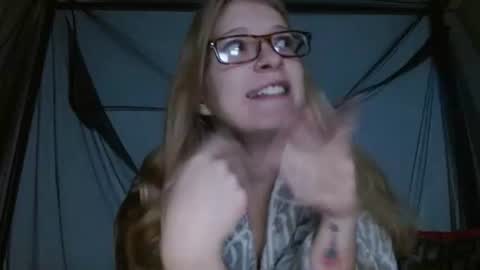 baeblondie online show from 11/19/25, 11:21