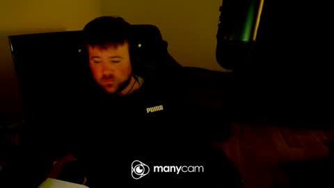 Snapshot of baftez chatting on 11/16/25, 12:33 Baffels online show from 11/16/25, 12:33