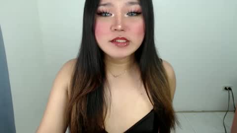 Snapshot of bahoglaway69 chatting on 01/19/25, 04:44 april online show from 01/19/25, 04:44