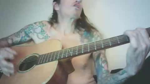 Snapshot of bailey39 chatting on 04/30/26, 01:01 Bailey online show from 04/30/26, 01:01