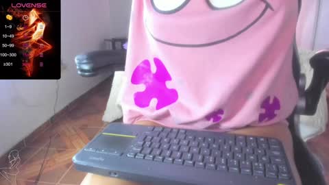 Snapshot of baileyadamss chatting on 01/06/25, 12:46 IM BAILEY online show from 01/06/25, 12:46