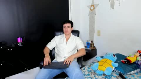 Snapshot of bain_aaron chatting on 04/19/26, 09:39 bain_aaron online show from 04/19/26, 09:39