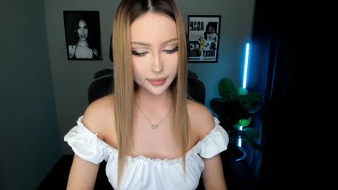 Baklajan online show from 11/21/25, 05:44