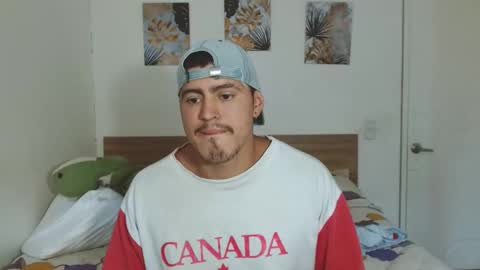 Snapshot of baltazardupont chatting on 01/28/25, 03:35 Andres - online show from 01/28/25, 03:35