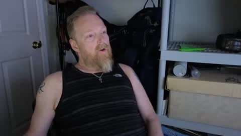 Snapshot of baltomoron69 chatting on 02/16/26, 01:40 baltomoron69 online show from 02/16/26, 01:40