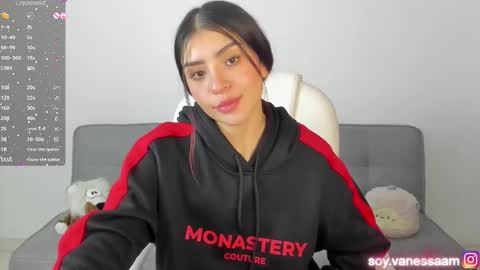 Snapshot of bam_atenea chatting on 01/04/25, 07:24 Vanessa online show from 01/04/25, 07:24