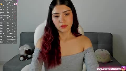 Snapshot of bam_atenea chatting on 01/15/25, 01:12 Vanessa online show from 01/15/25, 01:12