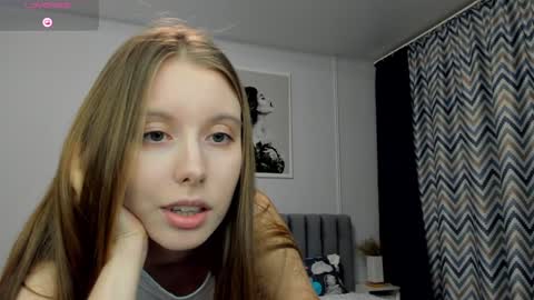 Kira online show from 01/08/25, 08:07