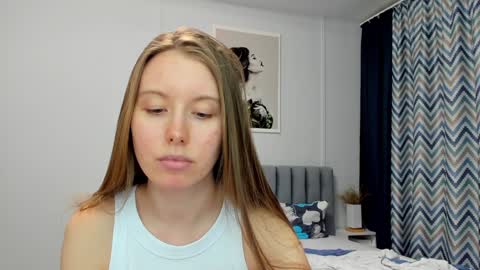 Kira online show from 01/10/25, 01:31