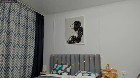 Kira online show from 02/15/25, 05:39