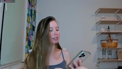 Kira online show from 10/23/25, 09:24