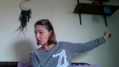 Snapshot of bamacpl80 chatting on 01/06/26, 02:10 bamacpl80 online show from 01/06/26, 02:10