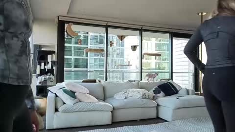 bambifarrina online show from 02/15/26, 09:22