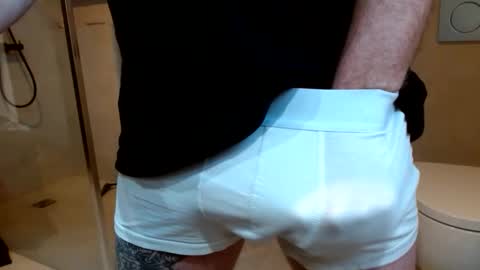 Snapshot of bambooo7171 chatting on 03/11/25, 07:15 bambooo7171 online show from 03/11/25, 07:15