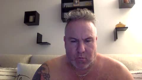 banana5289 online show from 01/10/25, 08:04