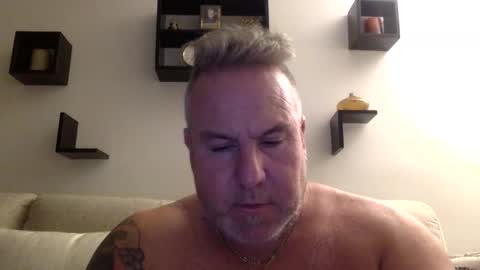 banana5289 online show from 01/11/25, 12:01