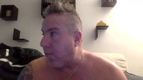 banana5289 online show from 01/19/25, 02:06