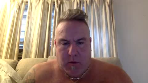 banana5289 online show from 01/31/25, 02:07