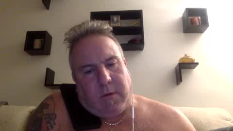 banana5289 online show from 02/20/25, 08:50