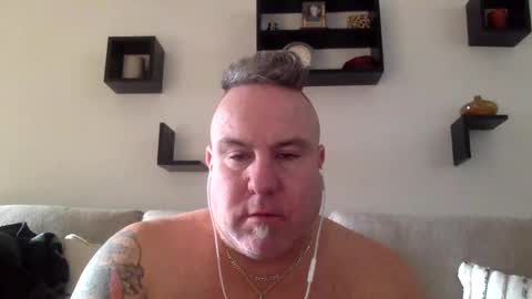 banana5289 online show from 02/22/25, 01:46