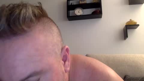 banana5289 online show from 02/27/25, 09:04