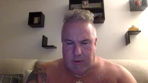 banana5289 online show from 09/17/25, 11:06