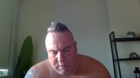 banana5289 online show from 10/17/25, 11:46