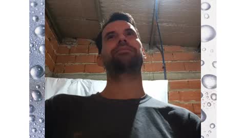 Snapshot of banana_argen_15 chatting on 12/15/24, 01:35 Ezequiel online show from 12/15/24, 01:35