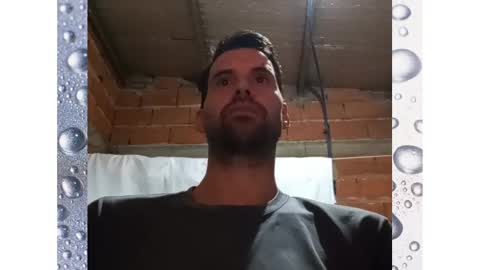 Snapshot of banana_argen_15 chatting on 12/16/24, 01:31 Ezequiel online show from 12/16/24, 01:31
