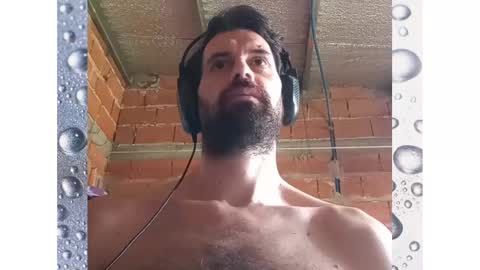 Snapshot of banana_argen_15 chatting on 02/25/25, 04:42 Ezequiel online show from 02/25/25, 04:42