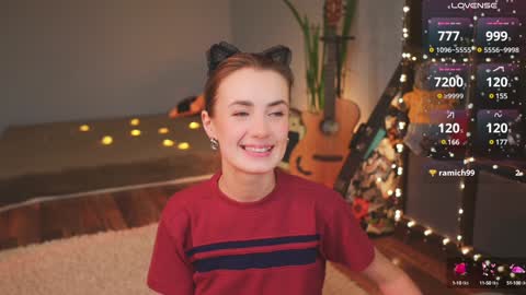 Snapshot of bananya_kitty chatting on 12/05/24, 12:30 Ellen and online show from 12/05/24, 12:30